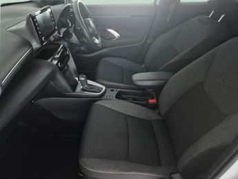 Toyota Yaris Cross 1.5 VVT-h Design E-CVT (116 ps) - LANE TRACE ASSIST - BLUETOOTH