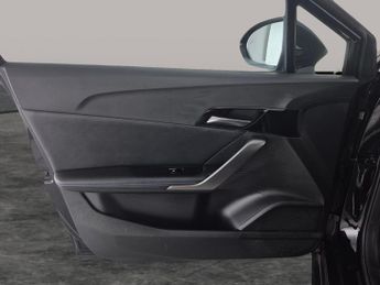 MG Mg4 64kWh Trophy Long Range (203 ps) - LED - REVERSE CAM - NAV