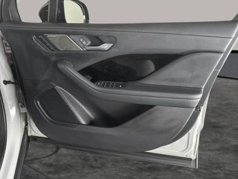 Jaguar I-PACE 400 90kWh Black 4WD (400 ps) - CARPLAY - KEYLESS ENTRY - LED