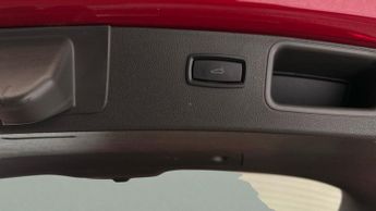 Porsche Macan 2.0T PDK 4WD (245 ps) - ISOFIX - ELECTRONIC HAND BRAKE - ELECTRI