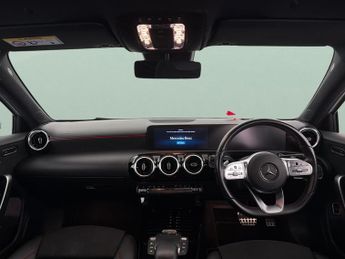 Mercedes-Benz A Class 1.3 A250e 15.6kWh AMG Line (Executive) Plug-in 8G-DCT (218 ps) -