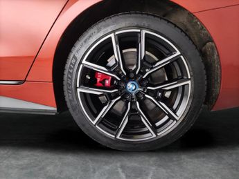 BMW i4 40 83.9kWh M Sport Gran Coupe eDrive (340 ps) - LEATHER