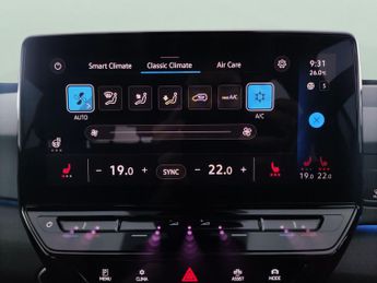 Volkswagen ID.3 Pro Performance 58kWh Life (204 ps) - HEATED SEATS - NAV - HEATE