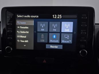 Toyota Yaris Cross 1.5 VVT-h Design E-CVT (116 ps) - LANE TRACE ASSIST - BLUETOOTH