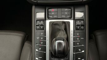 Porsche Macan 2.0T PDK 4WD (245 ps) - ISOFIX - ELECTRONIC HAND BRAKE - ELECTRI