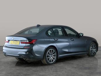 BMW 3 Series 2.0 330e 12kWh M Sport Plug-in (292 ps) - HEATED STEERING - TECH