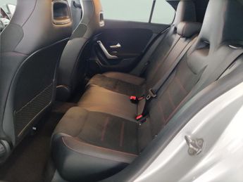 Mercedes-Benz A Class 1.3 A250e 15.6kWh AMG Line Plug-in 8G-DCT (218 ps) - HEATED SEAT