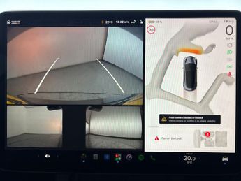 Tesla Model 3 (Dual Motor) Long Range 4WDE (346 ps) - HEATED WHEEL - LEATHER -