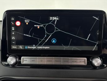 Hyundai Kona 64kWh Premium (10.5kW Charger) (204 ps) - REVERSE CAM - NAV - HE