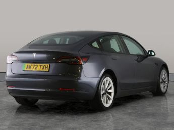 Tesla Model 3 (Dual Motor) Long Range 4WDE (346 ps) - HEATED WHEEL - LEATHER -