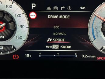 Kia Niro 64.8kWh 4 (201 bhp) - ACTIVE LANE ASSIST - HEAT AND COOL SEATS