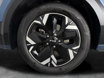 Kia Niro 64.8kWh 4 (201 bhp) - ACTIVE LANE ASSIST - HEAT AND COOL SEATS