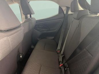 Toyota Yaris 1.5 Design CVT [Panoramic Roof] - CARPLAY - LED - REVERSE CAM