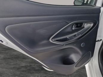 Toyota Yaris 1.5 VVT-h Design E-CVT (116 ps) - BLUETOOTH - AIR CON - DAB