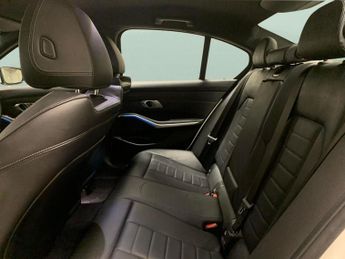 BMW 3 Series 330e M Sport Step [Tech Pack] - HEATED SEATS - ACOUSTIC GLAZING