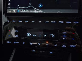 Hyundai Tucson 1.6 h T-GDi SE Connect (230 ps) - NAV - BLUETOOTH - CRUISE