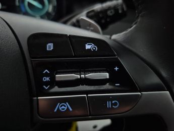Hyundai Tucson 1.6 h T-GDi SE Connect (230 ps) - NAV - BLUETOOTH - CRUISE