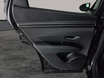Hyundai Tucson 1.6 h T-GDi SE Connect (230 ps) - REVERSE CAM - NAV - BLUETOOTH