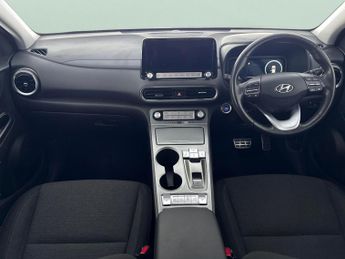 Hyundai Kona 64kWh Premium (10.5kW Charger) (204 ps) - REVERSE CAM - NAV - HE