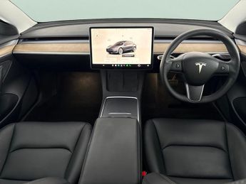 Tesla Model 3 (Dual Motor) Long Range 4WDE (346 ps) - HEATED WHEEL - LEATHER -