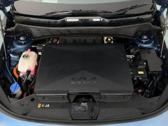 Kia Niro 64.8kWh 4 (201 bhp) - ACTIVE LANE ASSIST - HEAT AND COOL SEATS