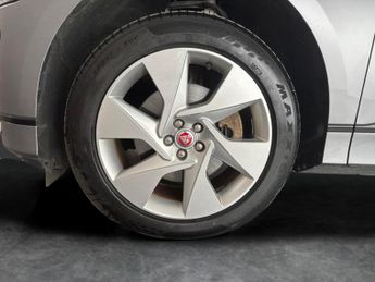 Jaguar I-PACE 400 90kWh SE 4WD (400 ps) - REVERSE CAM - MERIDIAN AUDIO - NAV
