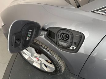 Jaguar I-PACE 400 90kWh SE 4WD (400 ps) - REVERSE CAM - MERIDIAN AUDIO - NAV