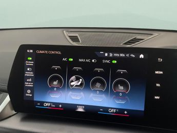 BMW iX1 30 66.5kWh M Sport xDrive (11kW Charger) (313 ps) - NAV