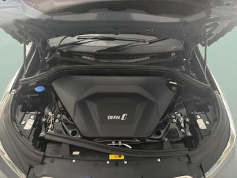 BMW iX1 30 66.5kWh M Sport xDrive (11kW Charger) (313 ps) - NAV