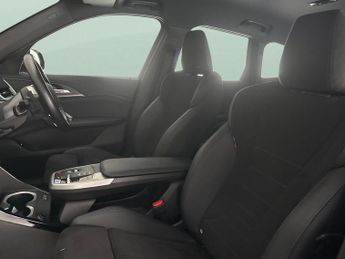 BMW iX1 30 66.5kWh M Sport xDrive (11kW Charger) (313 ps) - NAV
