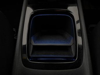 Volkswagen ID.3 Pro 58kWh Life (145 ps) - HEATED SEATS - NAV - HEATED STEERING