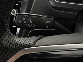 Volkswagen Tiguan 1.5 TSI R-Line Edition DSG (150 ps) - ADAPTIVE CRUISE - PARK ASS