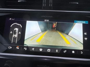 Jaguar I-PACE 400 90kWh SE 4WD (400 ps) - REVERSE CAM - NAV - CLIMATE PACK