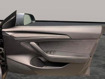 Tesla Model 3 (Dual Motor) Long Range 4WDE (346 ps) - PARK ASSIST - LED - REVE