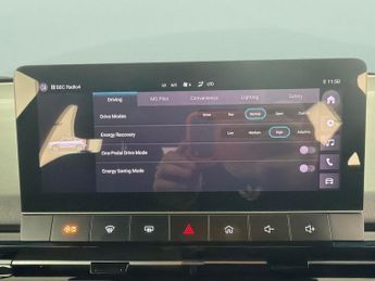 MG Mg4 51kWh SE (170 ps) - SPEED LIMIT RECOG - 17IN ALLOYS - CLIMATE CO
