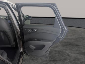 Audi Q4 E-tron 40 S line 82kWh (204 ps) - LANE DEPARTURE  - BLUETOOTH - PARK SE