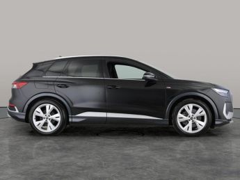 Audi Q4 E-tron 40 S line 82kWh (204 ps) ADAPTIVE CRUISE - LED LIGHTS - NAV