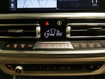 BMW 3 Series 2.0 330e 12kWh M Sport Plug-in (292 ps) - LEATHER - PARK ASSIST