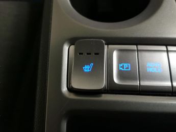 Hyundai Kona 64kWh Premium (10.5kW Charger) (204 ps) - KEYLESS ENTRY - LED - 