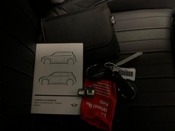 Mini Hatch 1.5 Cooper Exclusive Steptronic (136 ps) - MINI YOURS LOUNGE LEA