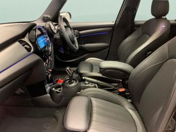 Mini Hatch 1.5 Cooper Exclusive Steptronic (136 ps) - MINI YOURS LOUNGE LEA