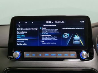 Hyundai Kona 64kWh Premium (10.5kW Charger) (204 ps) - KEYLESS ENTRY - LED - 