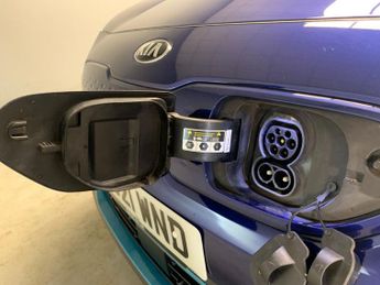 Kia Niro 64kWh 4+ (201 bhp) - NAV - HEATED STEERING - BLIND SPOT ASSIST