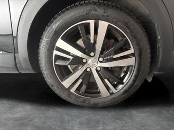 Peugeot 3008 1.6 13.2kWh GT Line Plug-in e-EAT 4WD (300 ps) - ROOF RAILS - LE