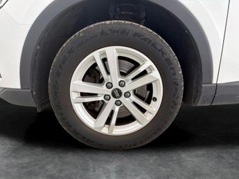Audi Q3 1.4 TFSIe 45 Technik Plug-in S Tronic 13kWh (245 ps) - CRUISE