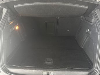 Peugeot 3008 1.6 13.2kWh GT Line Plug-in e-EAT 4WD (300 ps) - ROOF RAILS - LE