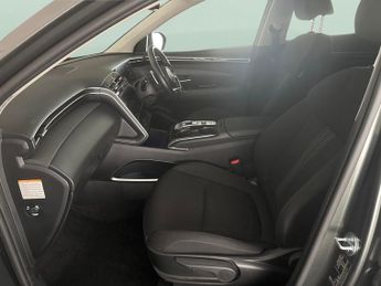 Hyundai Tucson 1.6 T-GDi 13.8kWh Premium Plug-in 4WD (265 ps) - HEATED SEATS