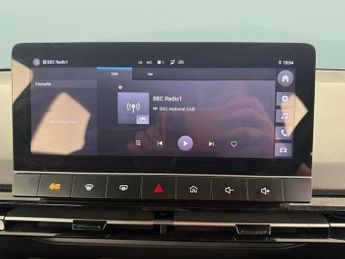 MG Mg4 51kWh SE (170 ps) - SPEED LIMIT RECOG - 17IN ALLOYS - CLIMATE CO