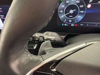 Kia Niro 64.8kWh 4 (201 bhp) - REVERSE CAM - NAV - HEATED SEATS