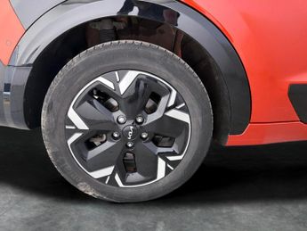 Kia Niro 64.8kWh 4 (201 bhp) - REVERSE CAM - NAV - HEATED SEATS